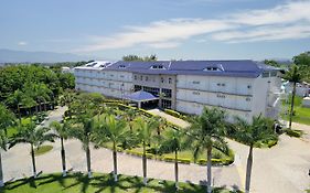 Colonial Plaza Hotel Pindamonhangaba